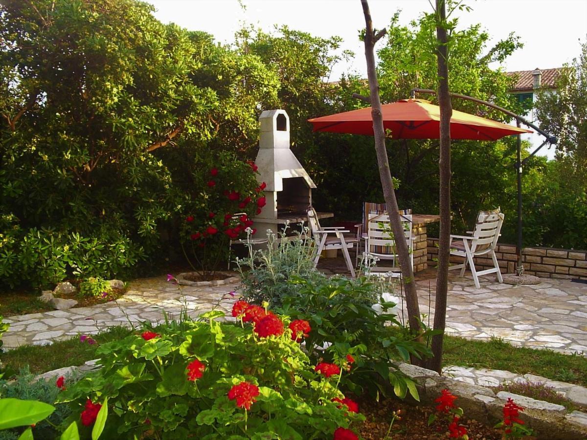 Apartmani Milena Barbat na Rabu Exterior photo